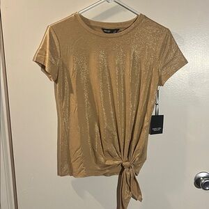Simply Vera Vera Wang Metallic Gold Short Sleeve Top